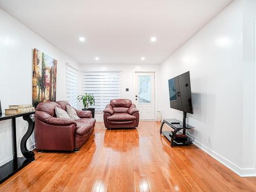 Salon - 905  - 105 Rue Longtin, Saint-Jacques-Le-Mineur, QC - Indoor Photo Showing Living Room