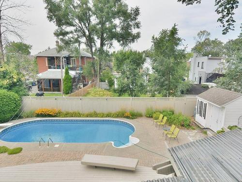 Piscine - 210 Rue King-Edward, Longueuil (Le Vieux-Longueuil), QC - Outdoor With In Ground Pool With Backyard