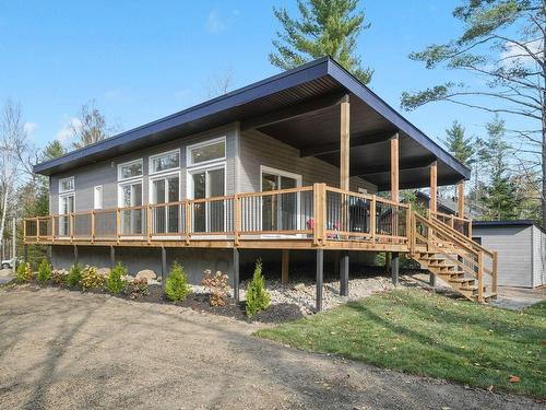 FaÃ§ade - 164 Ch. Dubois, Val-Des-Monts, QC - Outdoor With Deck Patio Veranda