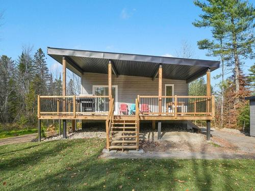 ExtÃ©rieur - 164 Ch. Dubois, Val-Des-Monts, QC - Outdoor With Deck Patio Veranda