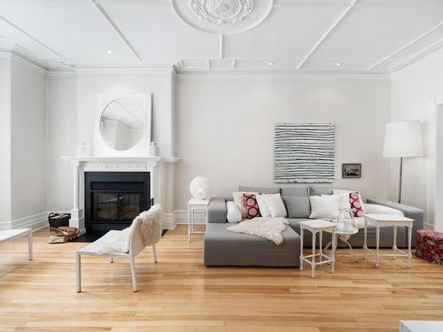 Living room - 494 Av. Victoria, Westmount, QC - Indoor Photo Showing Living Room With Fireplace