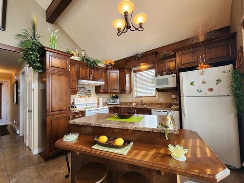 Cuisine - 600 Ch. Des Pionniers, Saint-Mathieu-Du-Parc, QC - Indoor Photo Showing Kitchen