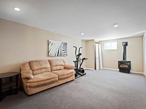 Family room - 111 Rue Belvédère, Saint-Jean-Sur-Richelieu, QC - Indoor