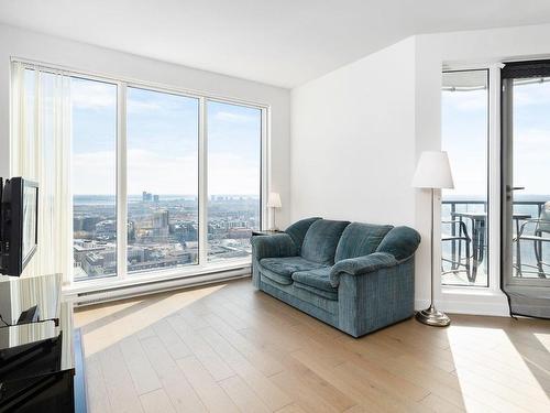 Salon - 3404-1188 Rue St-Antoine O., Montréal (Ville-Marie), QC - Indoor Photo Showing Living Room