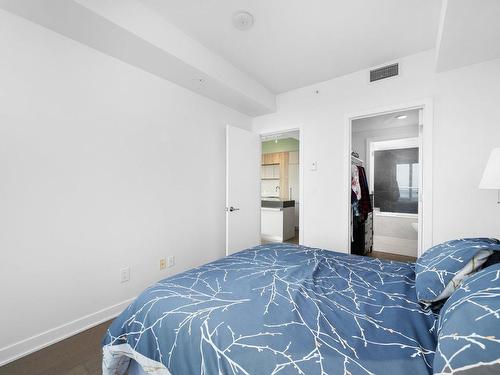 Chambre Ã  coucher principale - 3404-1188 Rue St-Antoine O., Montréal (Ville-Marie), QC - Indoor Photo Showing Bedroom