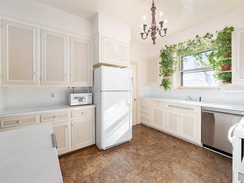 Kitchen - B27-3980 Ch. De La Côte-Des-Neiges, Montréal (Ville-Marie), QC - Indoor Photo Showing Kitchen