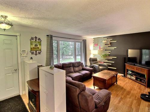 Overall view - 52 Ch. Du Lac-Figuery, Saint-Mathieu-D'Harricana, QC - Indoor Photo Showing Living Room