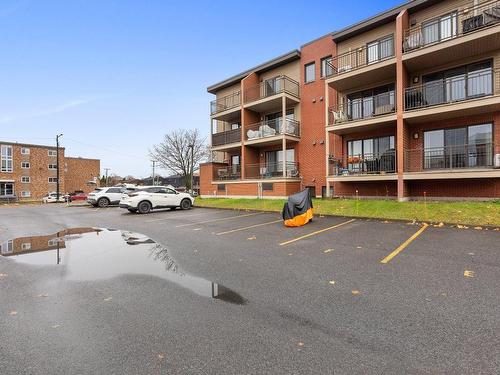 Parking - 6400 Av. Du Costebelle, Québec (Les Rivières), QC - Outdoor