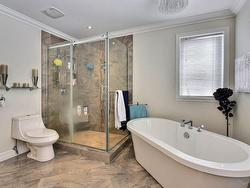 Ensuite bathroom - 