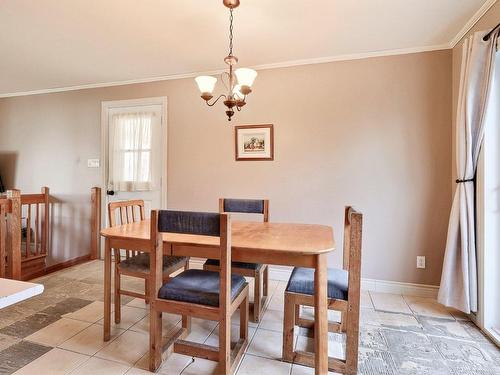 Dining room - 117 Rg Des Dussault, Saint-Sébastien, QC - Indoor Photo Showing Dining Room