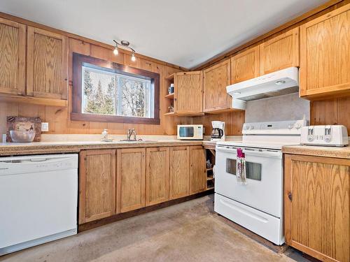 Kitchen - 20 Ch. Nadeau, Val-Des-Lacs, QC - Indoor Photo Showing Kitchen