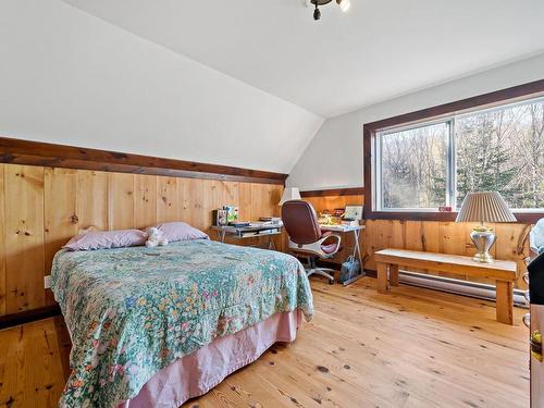 Bedroom - 20 Ch. Nadeau, Val-Des-Lacs, QC - Indoor Photo Showing Bedroom