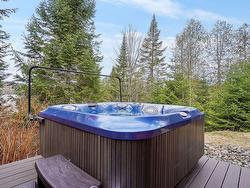 Hot tub - 