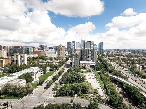 View - 1809-2020 Boul. René-Lévesque O., Montréal (Ville-Marie), QC - Outdoor With View