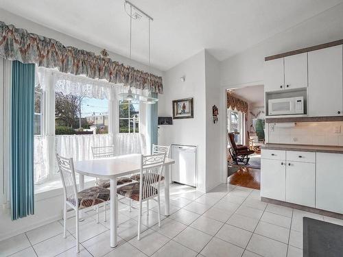 Kitchen - 921 Av. Raymond-Jobin, Laval (Saint-Vincent-De-Paul), QC - Indoor Photo Showing Dining Room