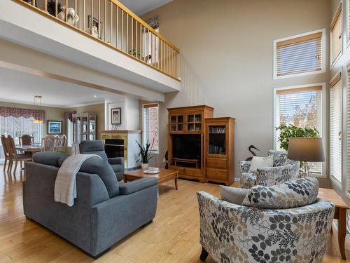 Salon - 4860 Rue Des Lys, Sainte-Catherine, QC - Indoor Photo Showing Living Room