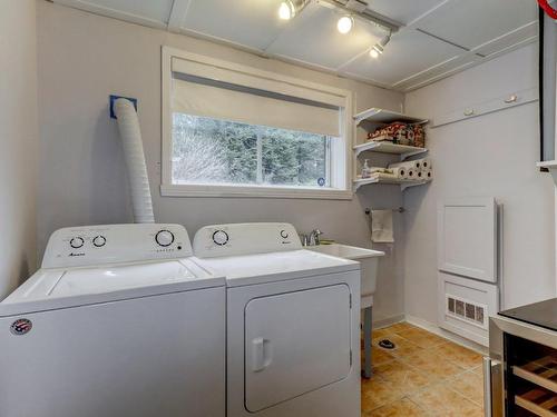 Laundry room - 4559 Rue De La Grande-Promenade, Sainte-Adèle, QC - Indoor Photo Showing Laundry Room