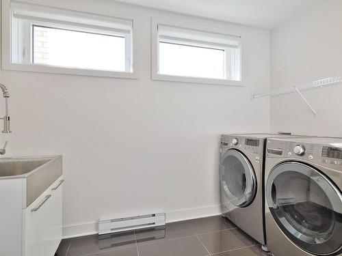 Laundry room - 233 Rue Lucien, Saint-Philippe, QC - Indoor Photo Showing Laundry Room