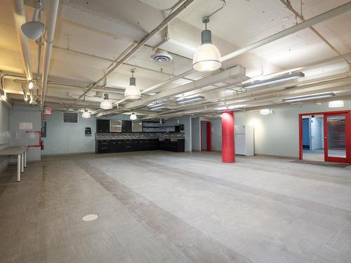 Interior - Unit-D-8300 Rue St-Patrick, Montréal (Lasalle), QC - Indoor Photo Showing Garage