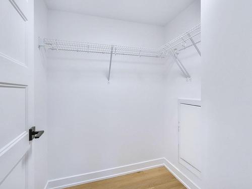 53 Rue Labelle, Gatineau (Hull), QC - Indoor With Storage