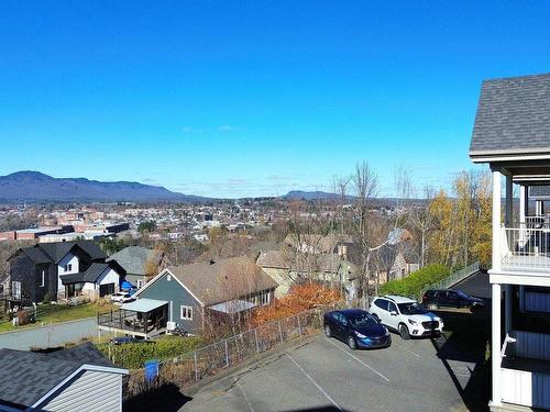 Stationnement - 561 Rue St-Alphonse S., Magog, QC - Outdoor With View