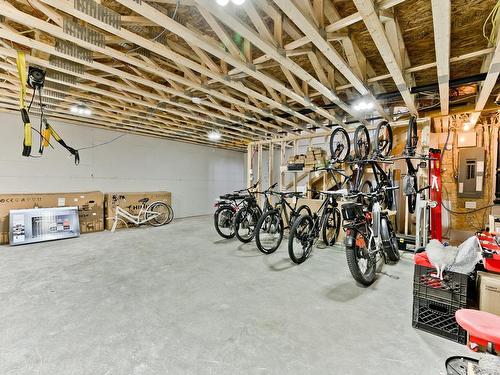 Basement - 226 Rue St-Marc, Coaticook, QC - Indoor Photo Showing Garage