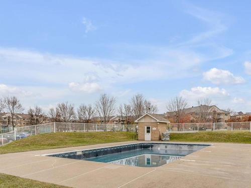 Piscine - 115-6145 Rue De La Griotte, Québec (Les Rivières), QC - Outdoor With In Ground Pool