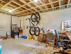 Garage - 