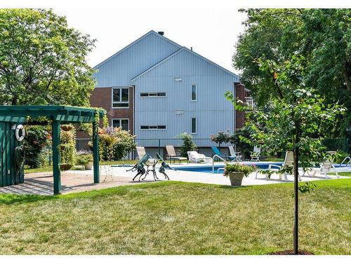 Pool - 210-210 Rue Louis-Hébert, Boucherville, QC - Outdoor