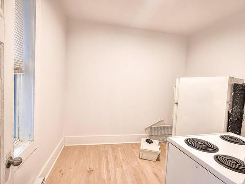 Bedroom - 6001  - 6005 Rue De Normanville, Montréal (Rosemont/La Petite-Patrie), QC - Indoor Photo Showing Kitchen