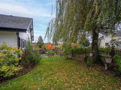 9899 Cedar St, Chemainus, BC 