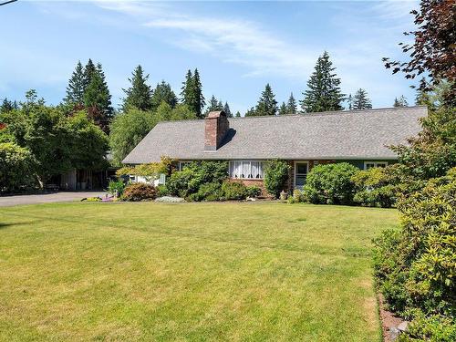 2494 Coho Rd, Campbell River, BC 