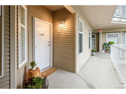 205-555 4Th St, Courtenay, BC - Outdoor With Exterior