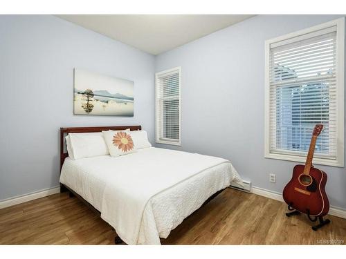 205-555 4Th St, Courtenay, BC - Indoor Photo Showing Bedroom