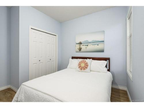 205-555 4Th St, Courtenay, BC - Indoor Photo Showing Bedroom