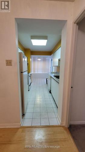 805 - 400 Webb Drive, Mississauga, ON - Indoor Photo Showing Other Room