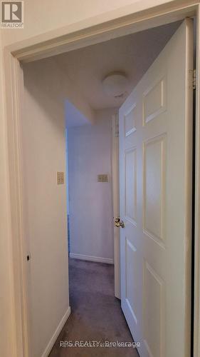 805 - 400 Webb Drive, Mississauga, ON - Indoor Photo Showing Other Room