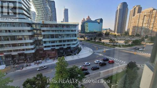 805 - 400 Webb Drive, Mississauga, ON - Outdoor With Facade