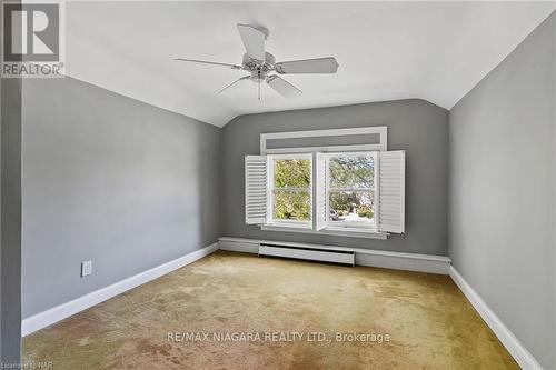 4981 Second Avenue, Niagara Falls, ON - Indoor Photo Showing Other Room