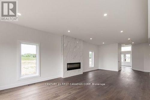 216 Greene Street, South Huron (Exeter), ON - Indoor Photo Showing Other Room With Fireplace