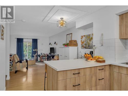 500 Lester Road Unit# 6, Kelowna, BC - Indoor Photo Showing Kitchen