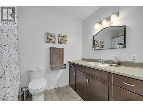 500 Lester Road Unit# 6, Kelowna, BC - Indoor Photo Showing Bathroom