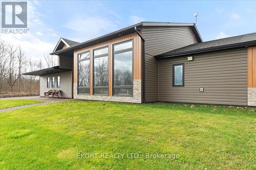 2223 Cooper Road, Madoc, ON - Outdoor