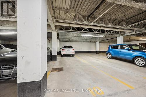 608 - 44 Bond Street W, Oshawa (O'Neill), ON - Indoor Photo Showing Garage