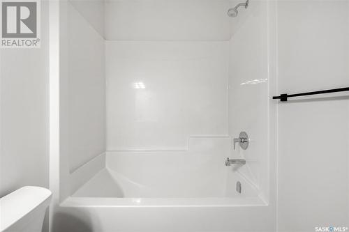 71 651 Dubois Crescent, Saskatoon, SK - Indoor Photo Showing Bathroom