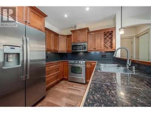 2770 Auburn Road Unit# 207, West Kelowna, BC - Indoor Photo Showing Kitchen With Double Sink