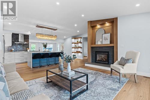 4017 Grapehill Avenue, Burlington, ON - Indoor Photo Showing Living Room With Fireplace