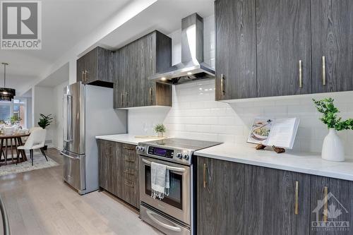 572 Halo Private, Ottawa, ON - Indoor Photo Showing Kitchen With Upgraded Kitchen