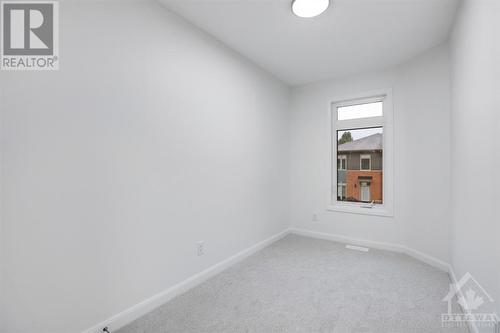 572 Halo Private, Ottawa, ON - Indoor Photo Showing Other Room