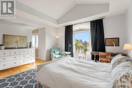 36 Edenvale Drive, Ottawa, ON - Indoor Photo Showing Bedroom